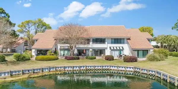 5115 Beachwalk Circle