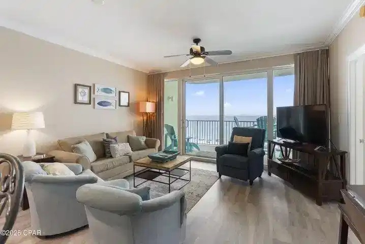 Image 1: Living room
