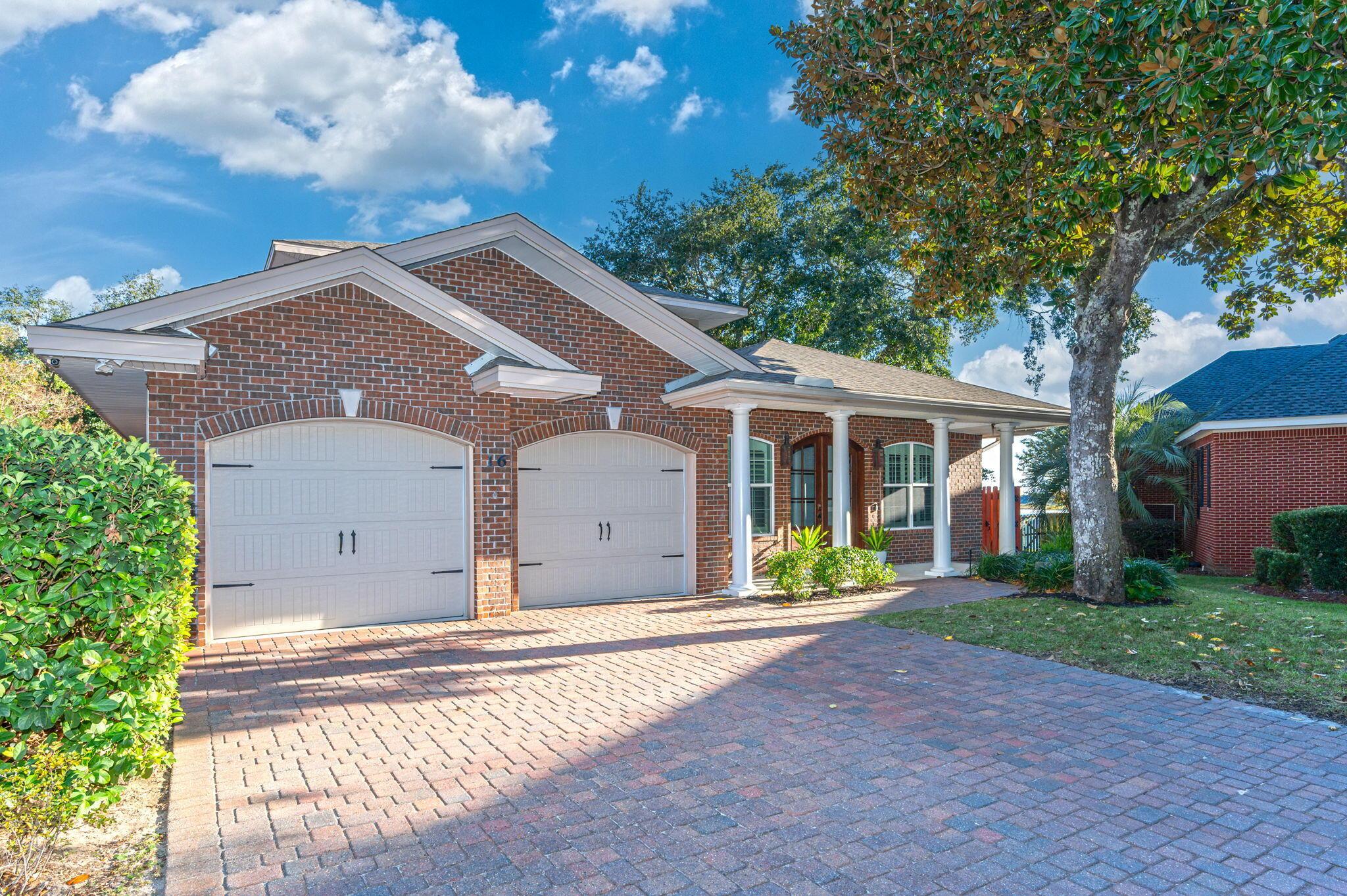 Image 3: 3-web-or-mls-16-plantation-oaks
