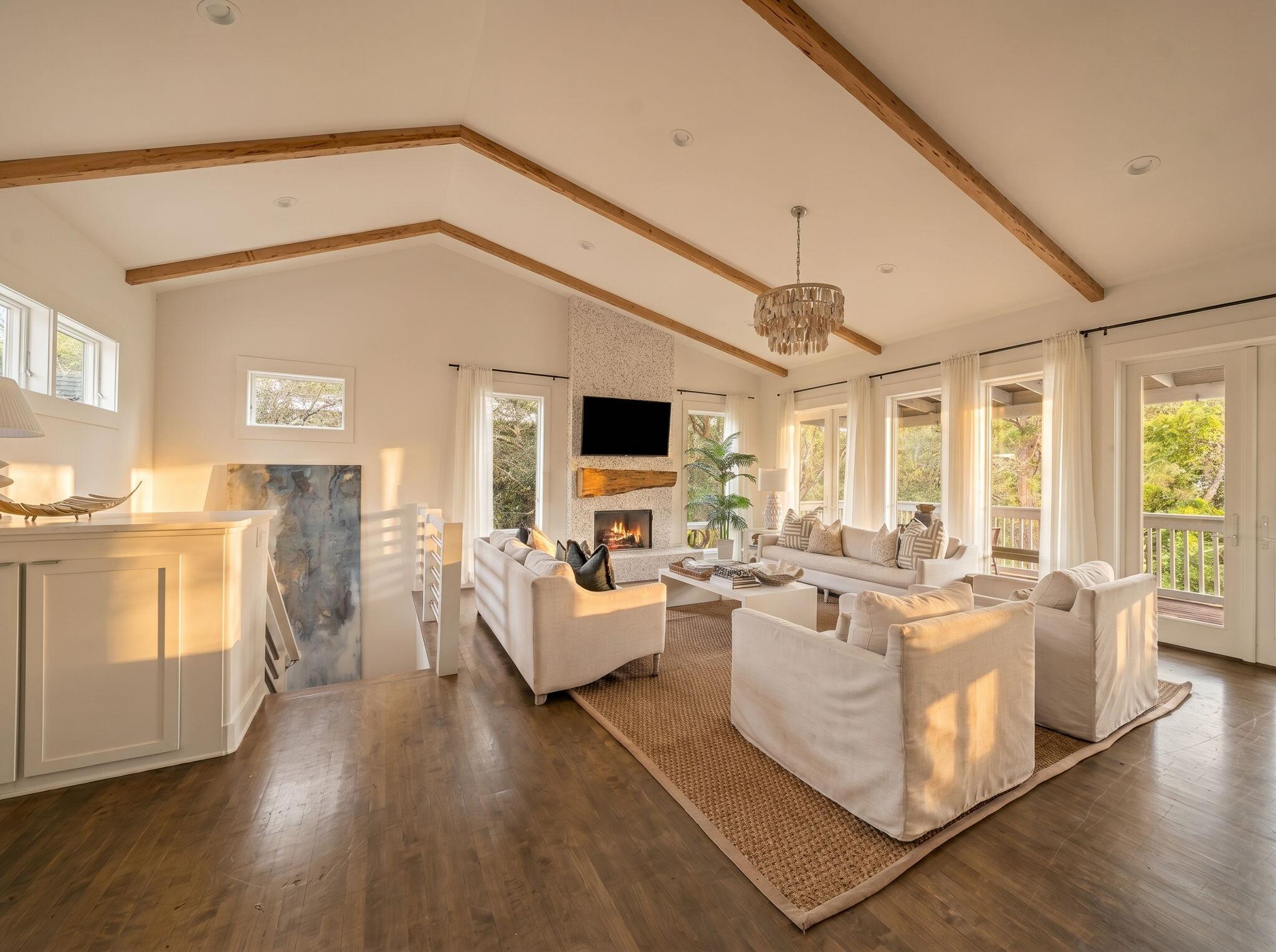 Image 4: 52-web-or-mls-