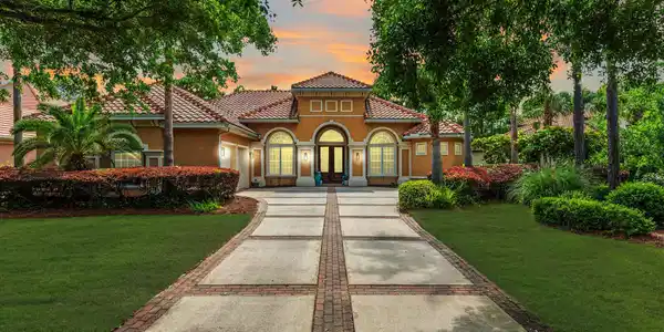 4594 Nautical Court