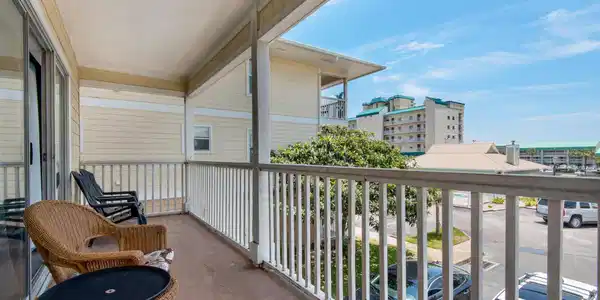 Image 4: your south facing balcony