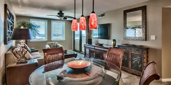 Image 4: Dining:living