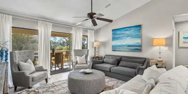 316 N Driftwood Bay