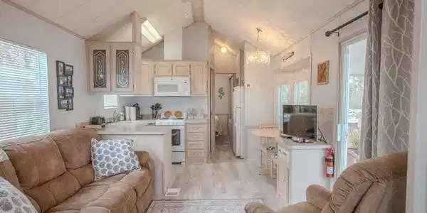 Image 2: Living Area