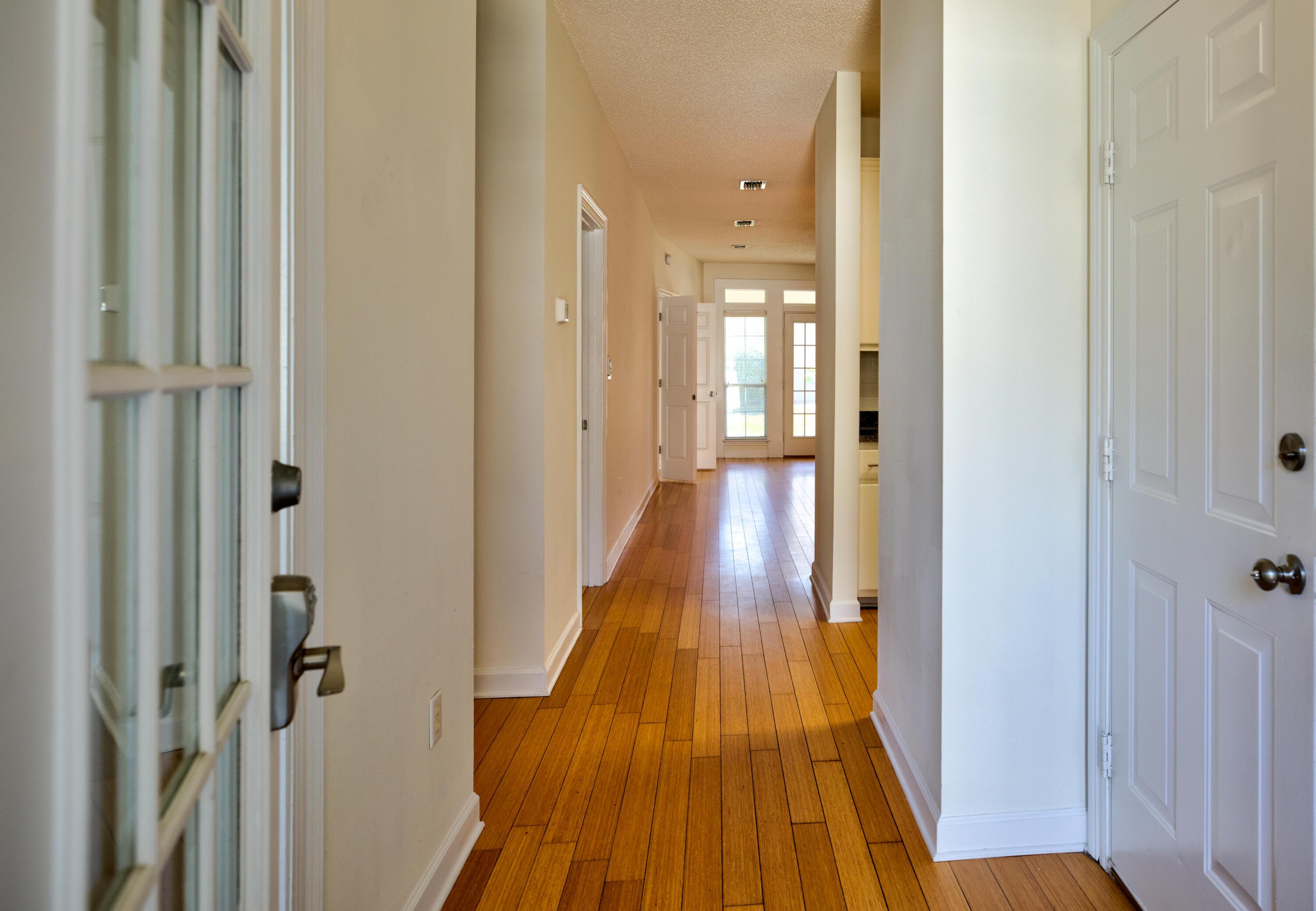 Image 2: Foyer