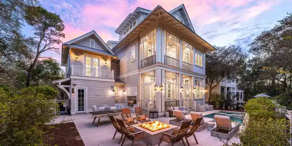 605 Western Lake Drive