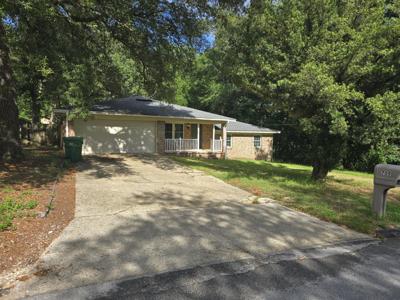 709 Nutmeg Avenue