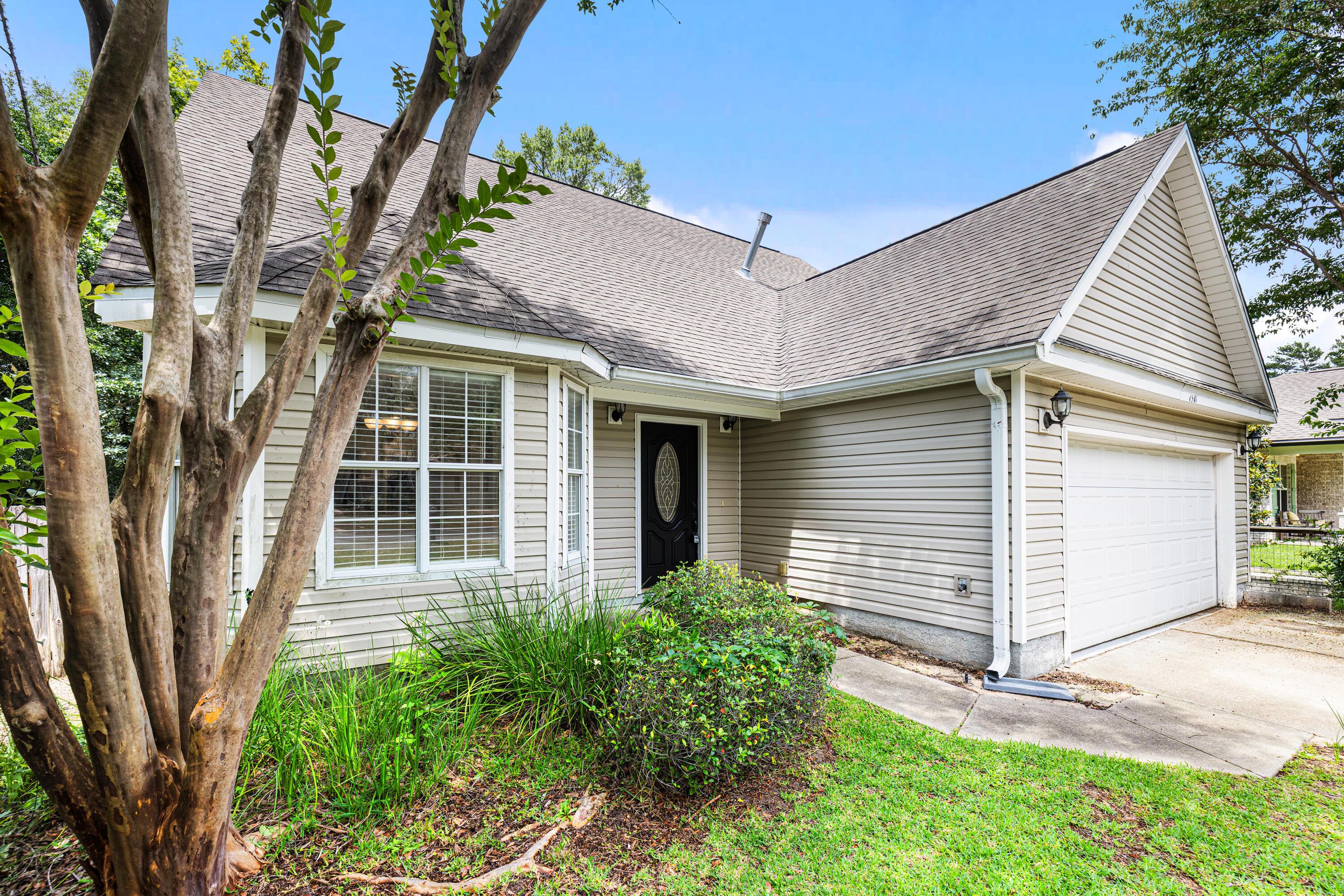 Image 2: 1511'18thSt-Niceville-FL-003