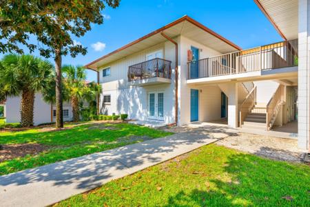 2100 W Beach Drive