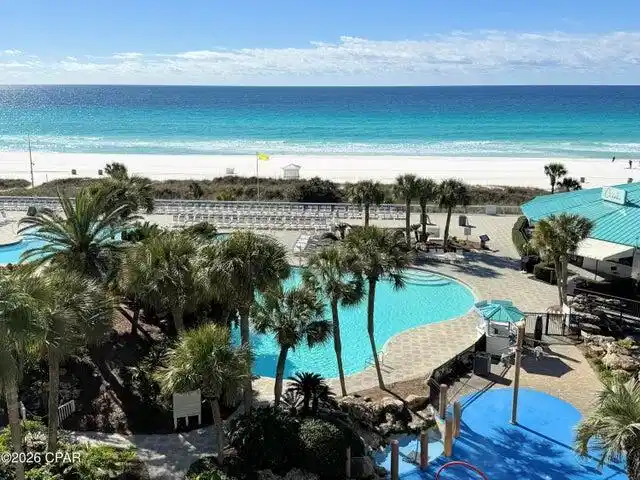 Image 1: Edgewater Beach Resort 1-509