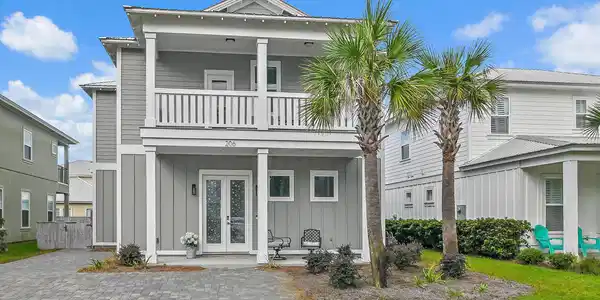 206 Lakeland Drive