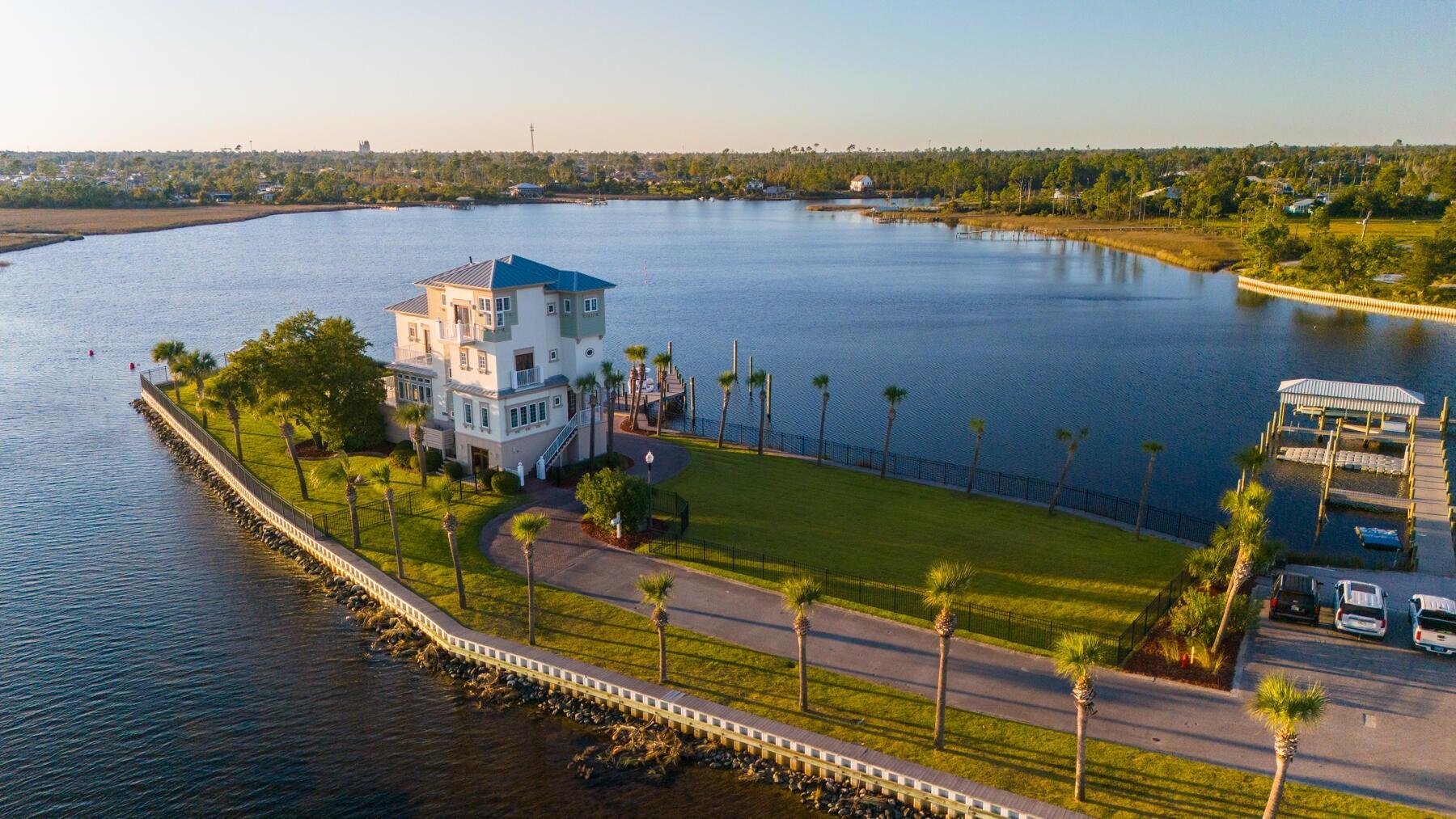 Image 4: 6701 Yacht Club Drive