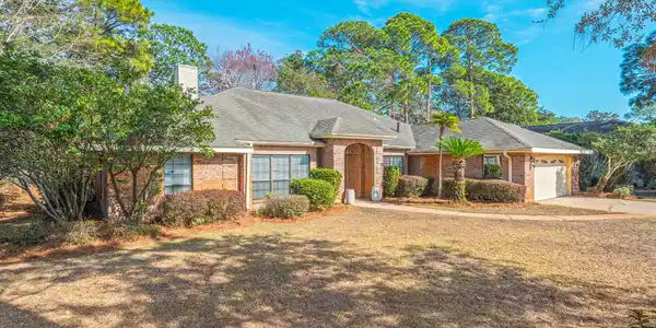 1395 Windward Lane