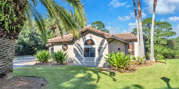 367 Golfview Drive