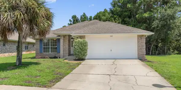 1006 Freeport Court