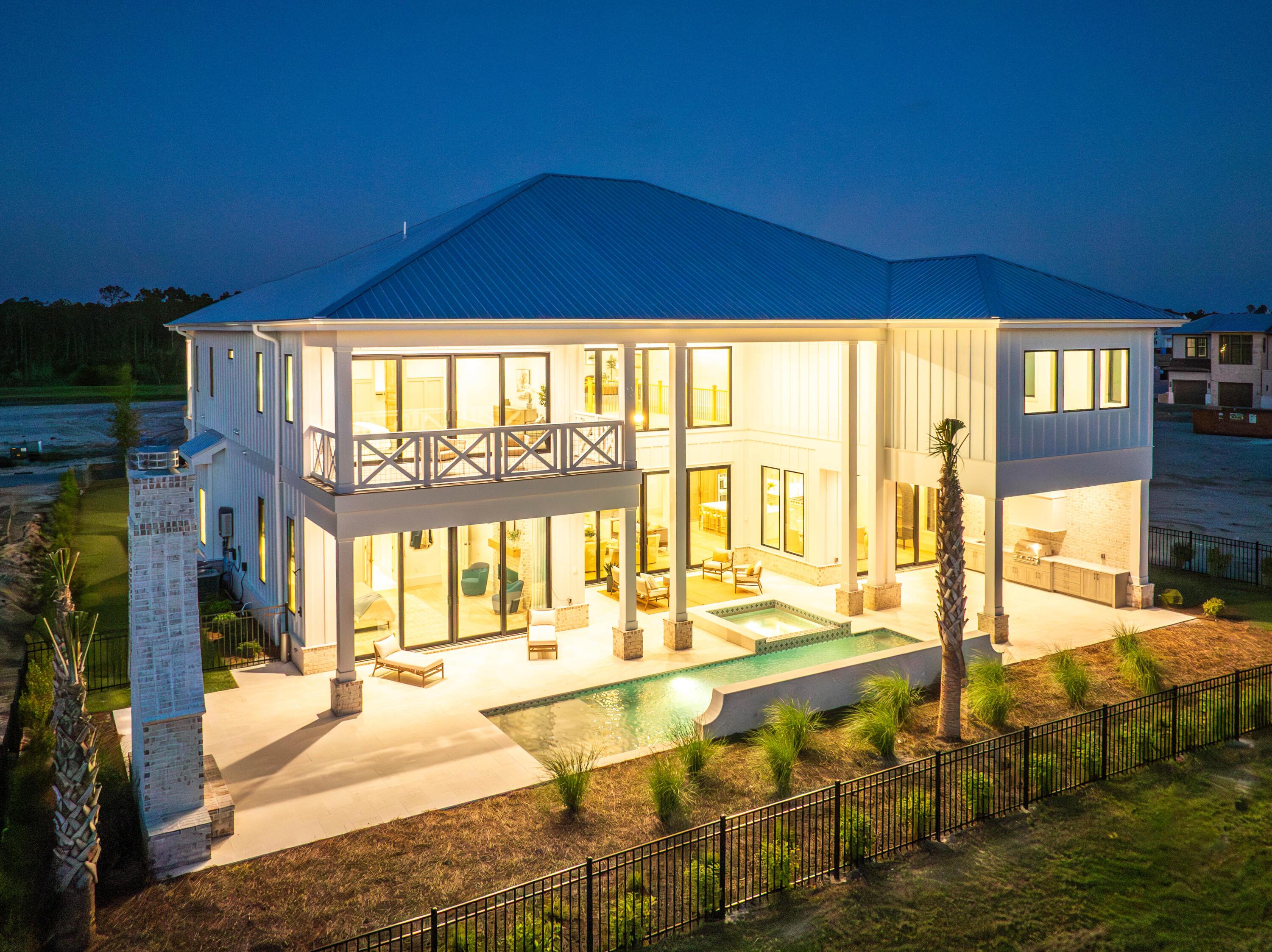 Image 4: 123 Southern Cross Aerial-33