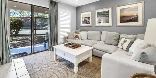 26 Forest Hills Lane