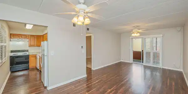 209 W Miracle Strip Parkway