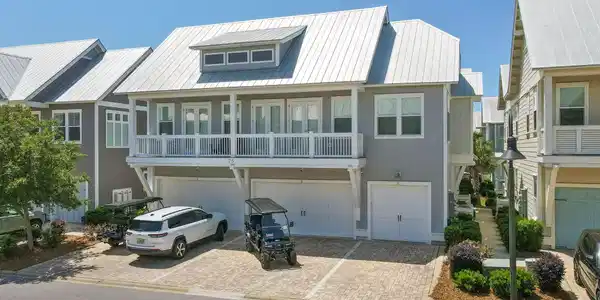 75 York Lane