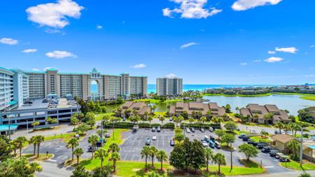 122 Seascape Drive