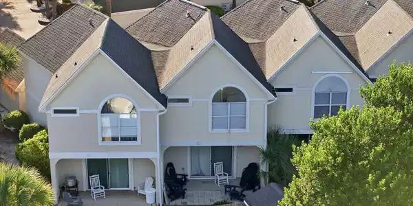 Image 2: 13-MooreMedia_Drone_13