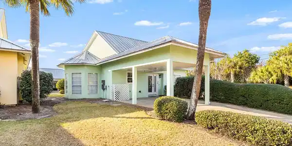 114 Mainsail Drive