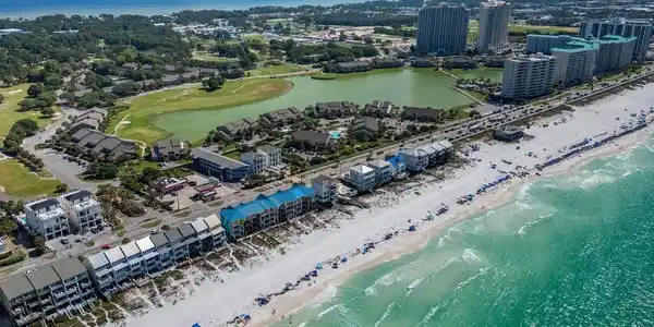 111 S Driftwood Bay