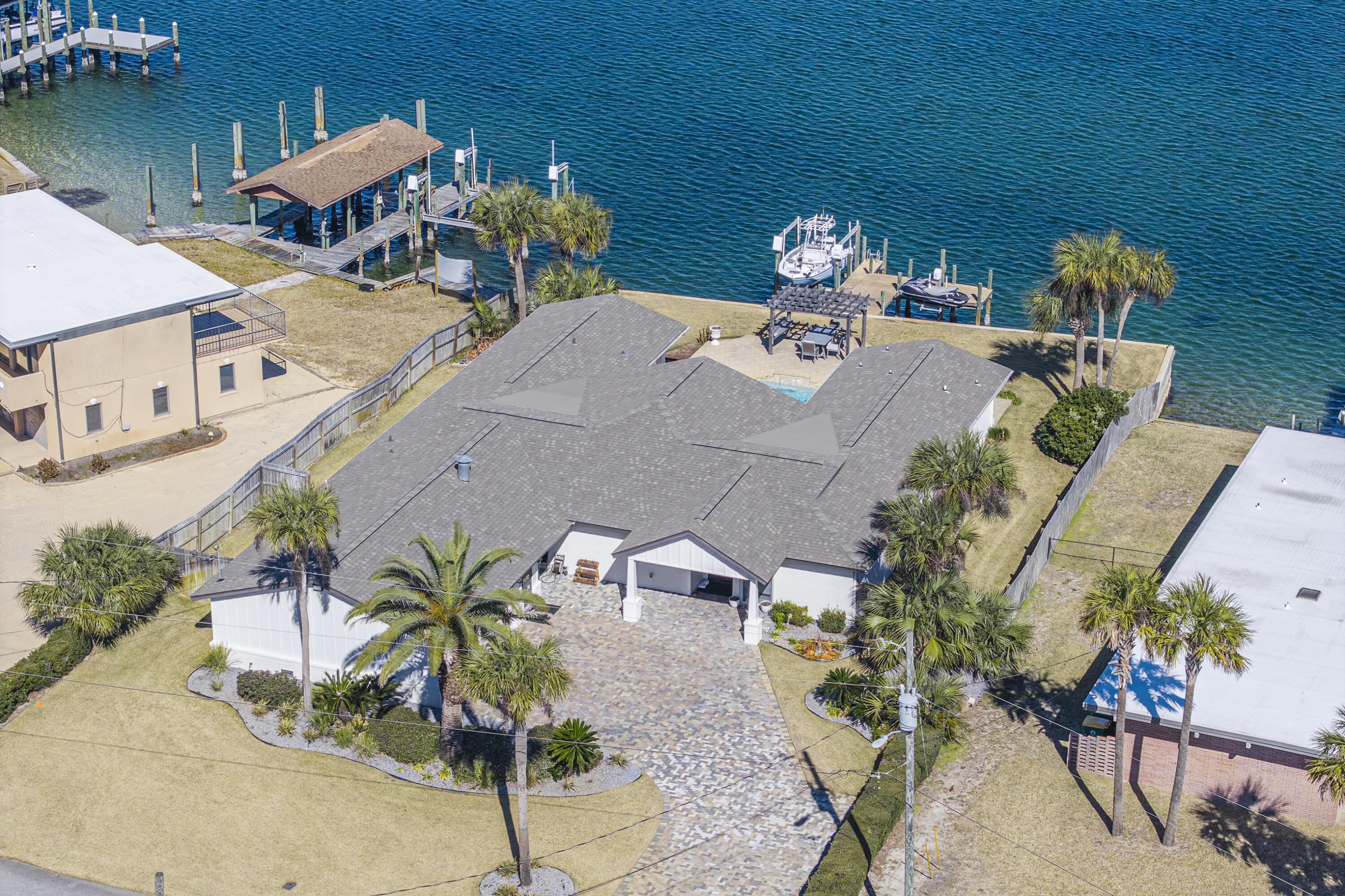 Image 4: 423Caviar_01