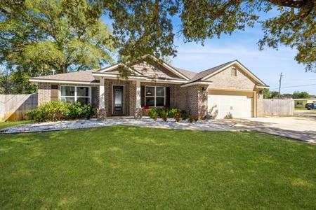 325 NE Smith Drive