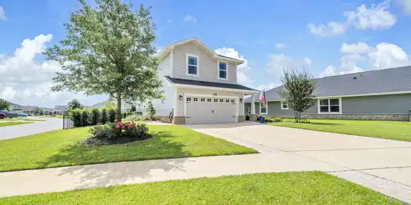 535 Riverwalk Circle