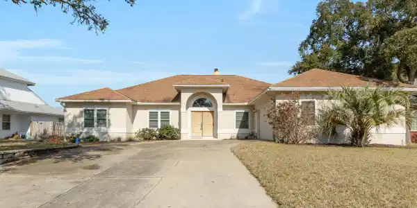 2839 Jack Nicklaus Way