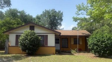 327 SW VISTA Street