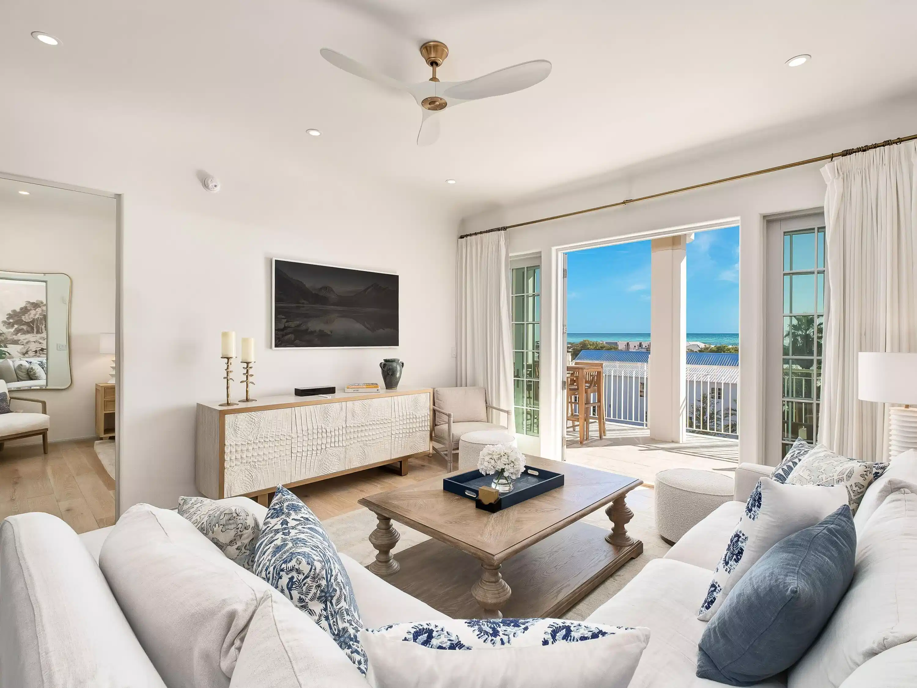 Image 1: Blake Jones Kaiya 303 - 01_Living Room