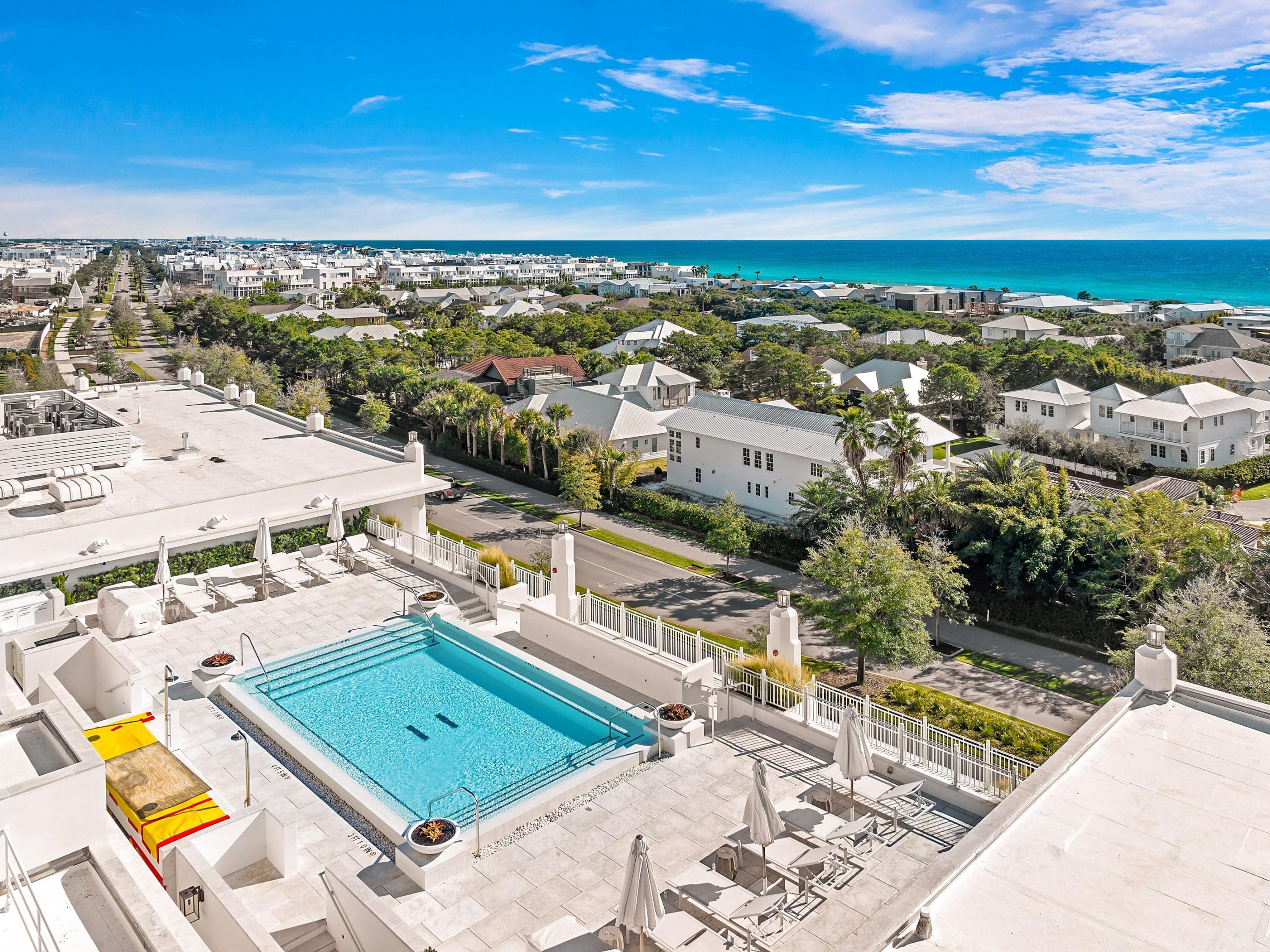 Image 3: Blake Jones Kaiya 303 - 03_Rooftop Pool
