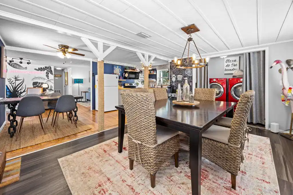 Image 1: Dining Room