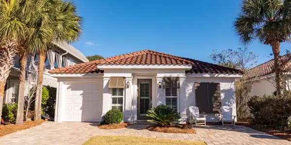 62 Saint Simon Circle