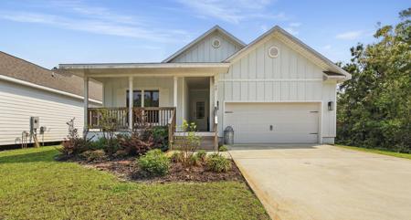 74 Emarie Grey Circle
