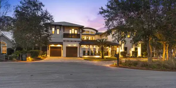 34 Suzanne Drive