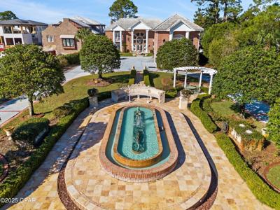 364 Walton Way