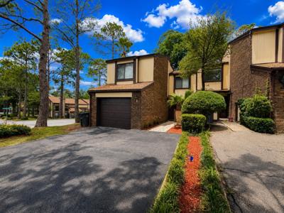1 Hidden Cove Circle