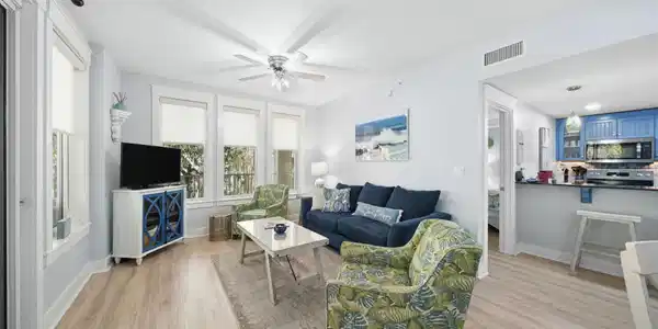 Image 3: 17-web-or-mls-DSC03645