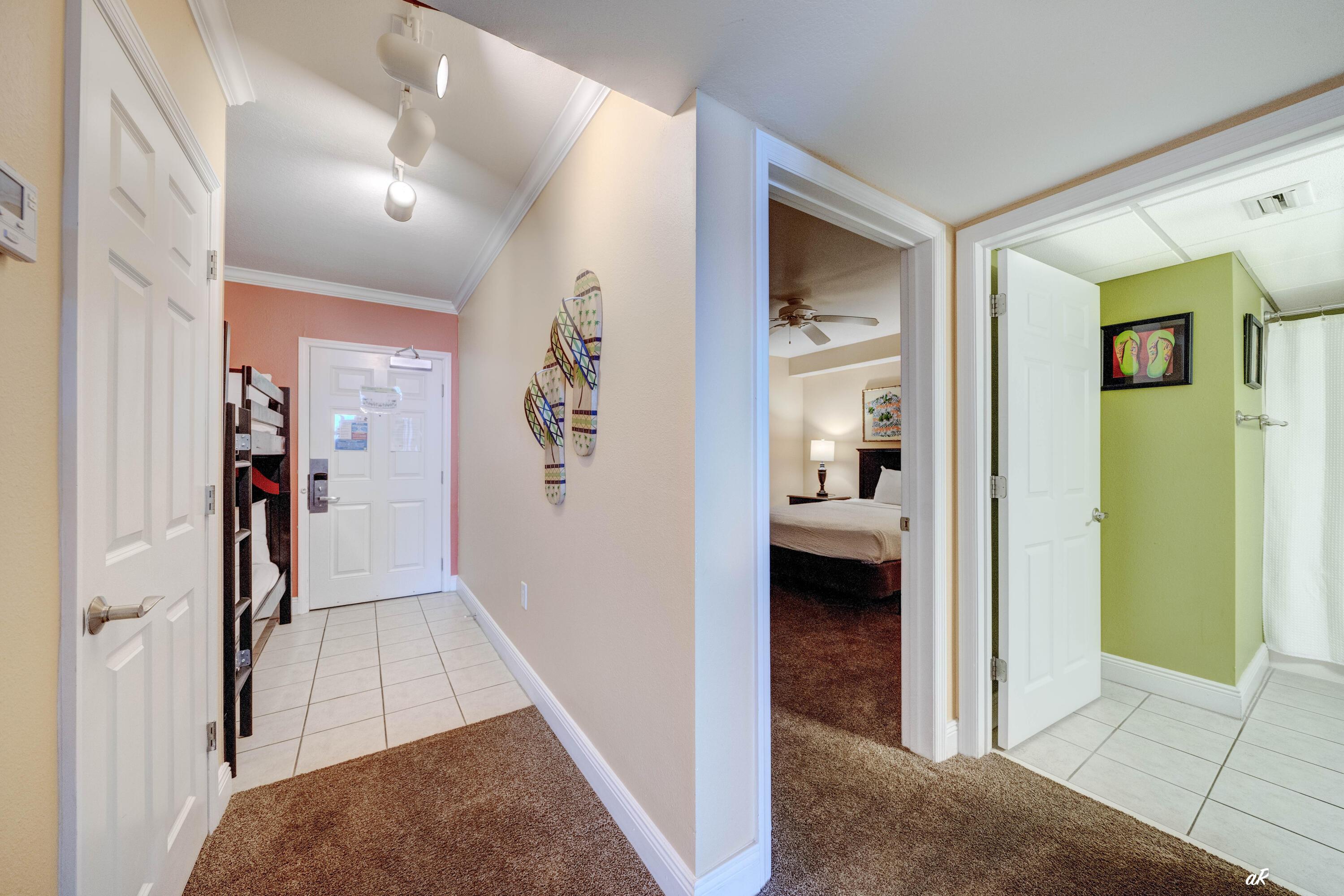 Image 3: Entry