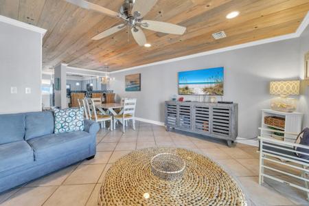 11 Driftwood Road