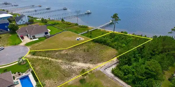 Image 3: 03-20250606_Ravenna-Drive-Aerials_018