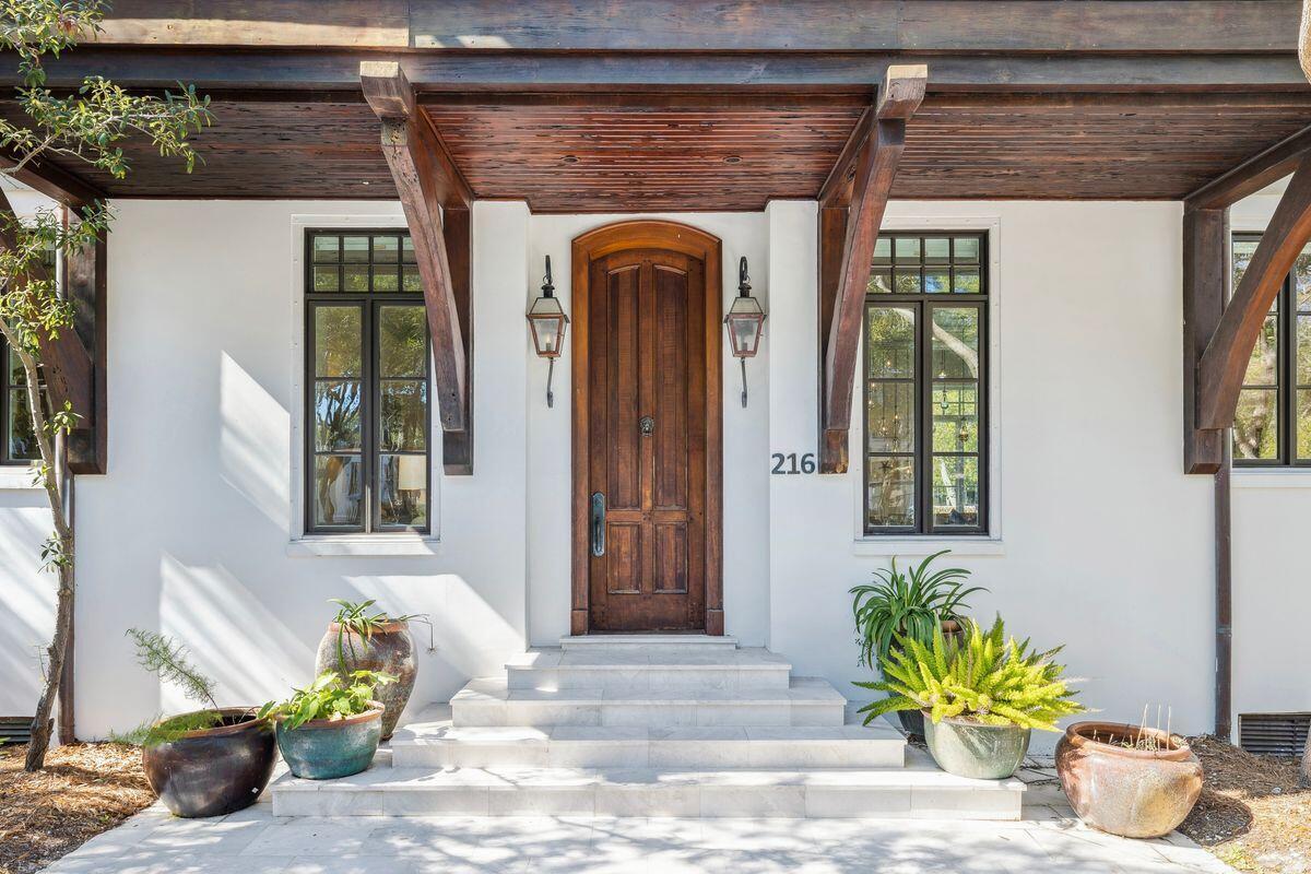 Image 3: Welcome to Rosemary