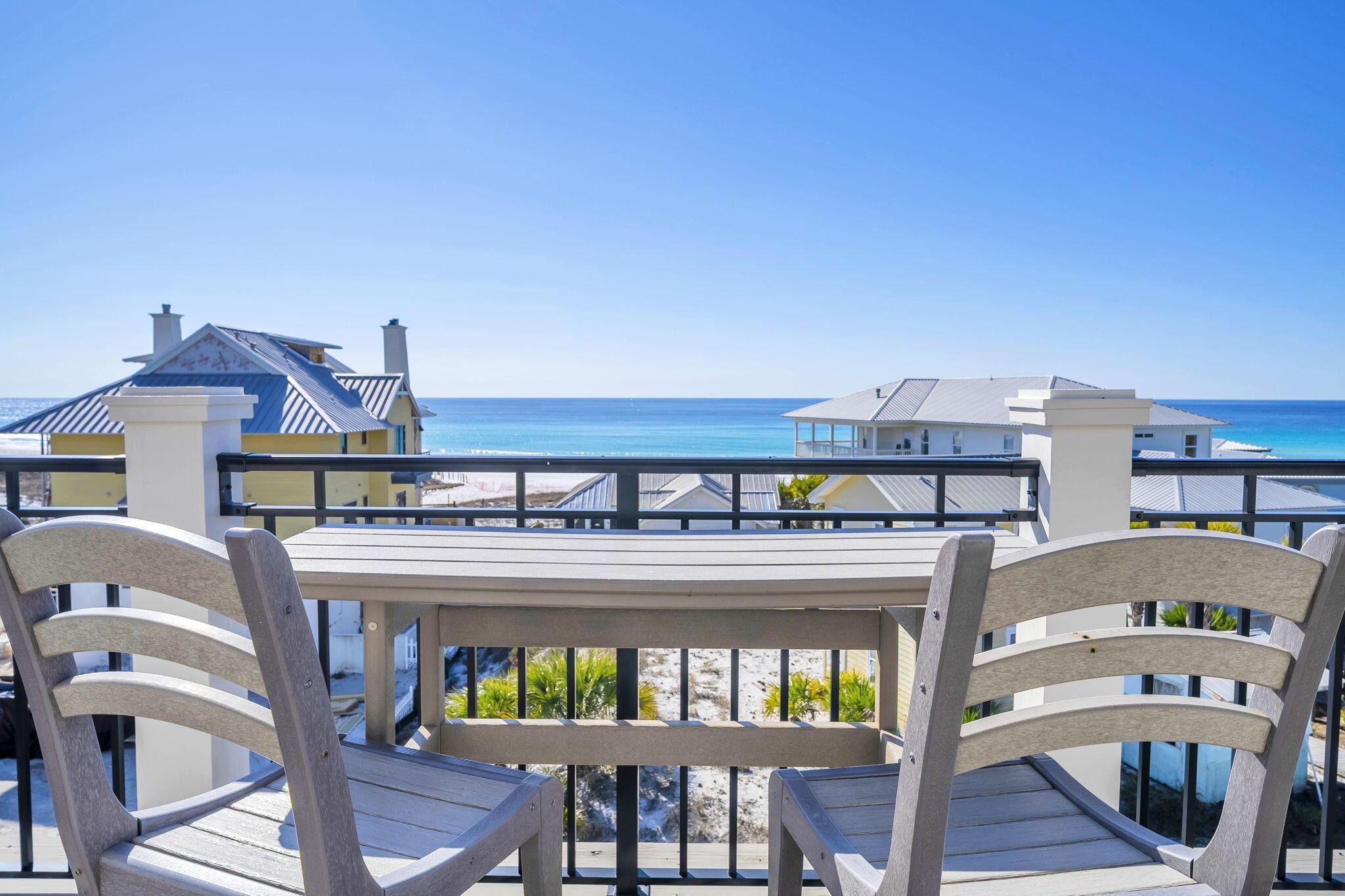 Image 2: 4th floor Balcony views