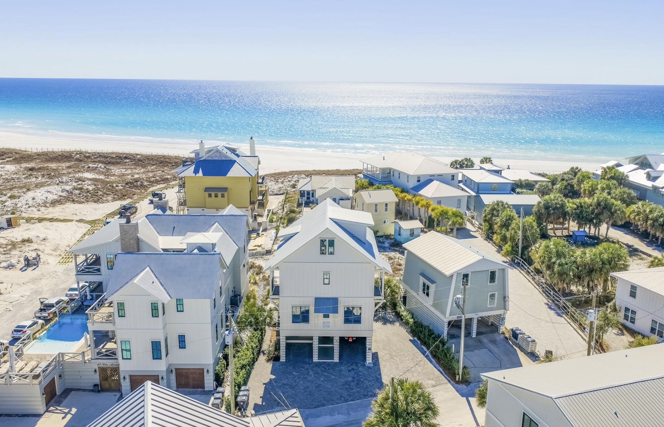 Image 3: 6 Hotz on the sand in Grayton Beach