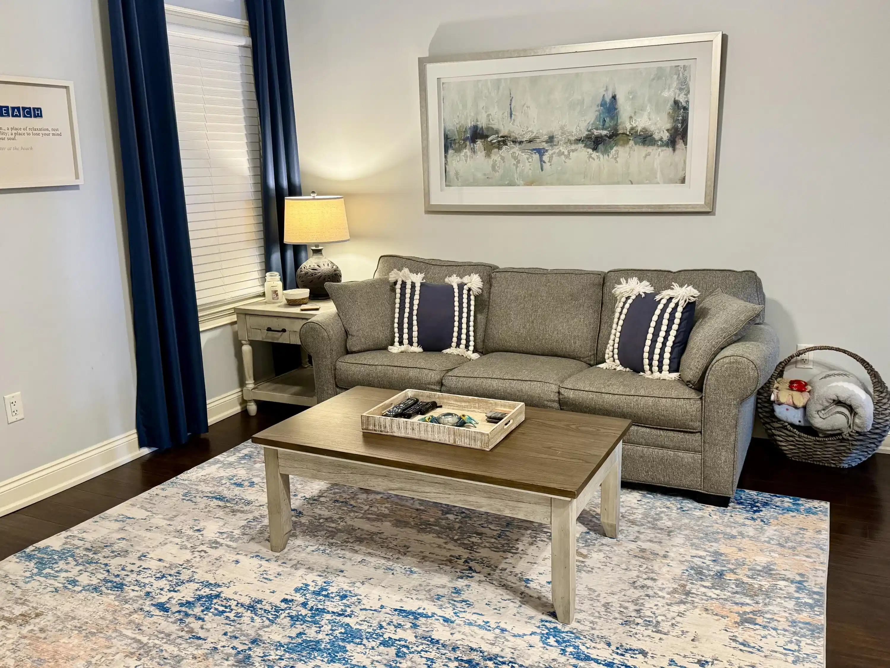 Image 1: Liv Room 2