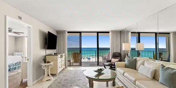 Image 3: Living Area with a View!